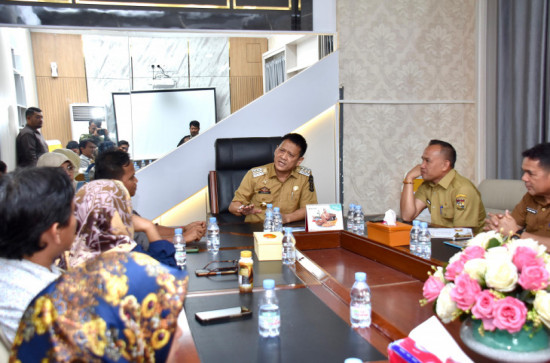 Terima Silahturahmi PWI Kampar, Pj. Bupati Kampar : Berikan Pemberitaan Kepada Masyarakat Secara Utuh dan Sempurna, benar dan Berimbang.