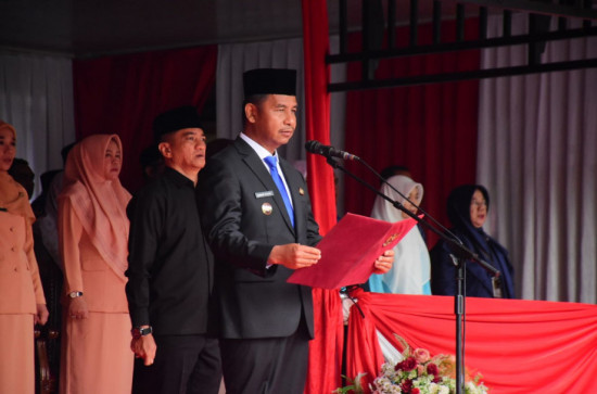 Bupati Kampar Jadi Irup Peringatan Hardiknas 2025 di Bangkinang Kota