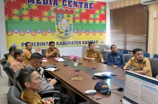 Pemerintah Kabupaten Kampar Ikuti Rakor Pengendalian Inflasi dan Evaluasi Program Strategis Nasional Bersama Mendagri.