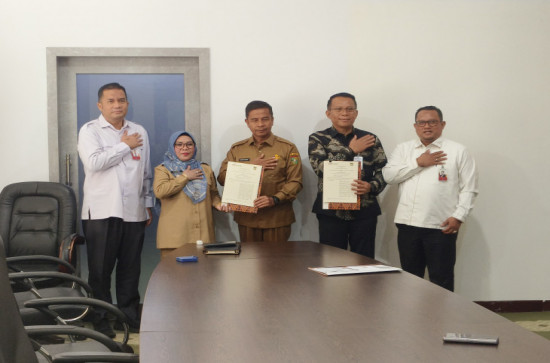 Bupati dan Wabup Kampar Terima Kunjungan Silaturrahmi Jajaran Pimpinan BRKS.