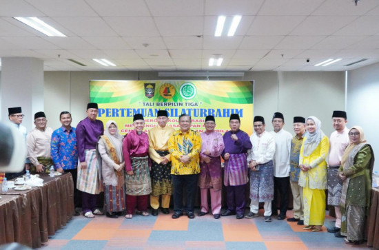 FKPMR Gelar Silaturahmi Idul Fitri 1447 H, Perkuat Sinergi “Tali Bapilin Tigo” Demi Kampar dan Riau Yang Cemerlang.