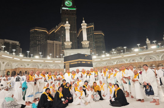 Jamaah Haji Kampar Sehat dan Khusyuk Beribadah di Masjidil Haram, Ustadz Syahrul Aidi Ma’azat Berikan Pembekalan Jelang Puncak Armuzna