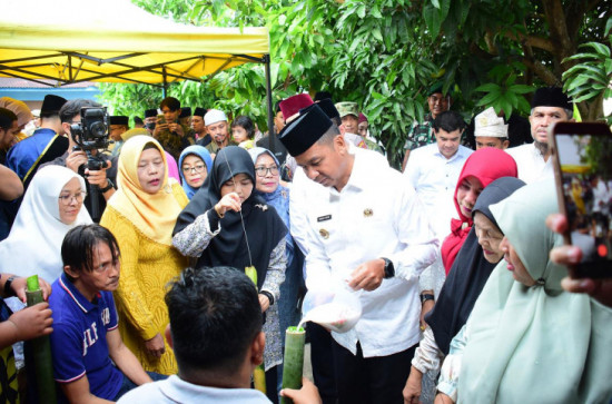 Resmi Buka Festival Lomang, Bupati Kampar Ahmad Yuzar: Lestarikan Adat dan Budaya Kampar