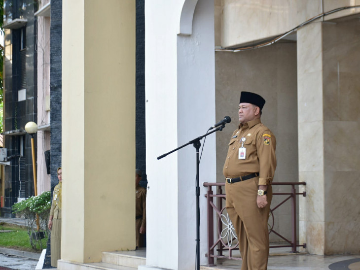 Sekda Kampar Pimpin Apel Gabungan di Lingkungan Pemerintah Daerah Kabupaten Kampar. 