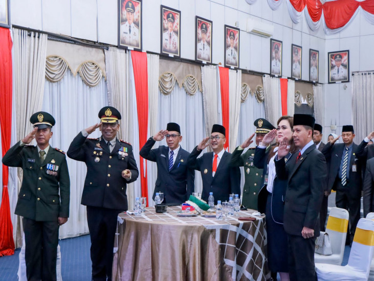 Ikuti Upacara Lahirnya Pancasila Bersama Presiden RI Melalui Virtual,. Pj. Bupati Kampar : Maknai Nilai-Nilai Yang Terkandung Di Dalam Pancasila. 