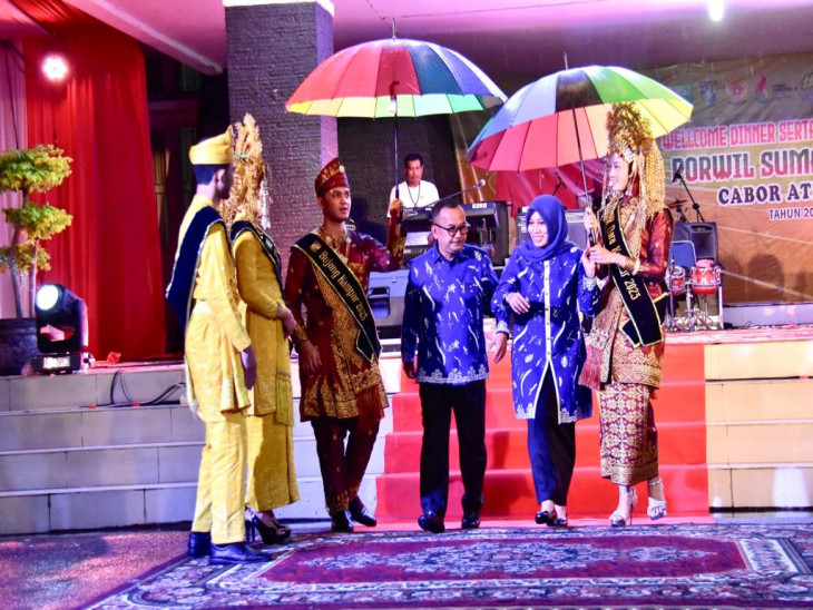 Buka Secara Resmi Porwil Sumatera XI Cabang Atletik Di Kab. Kampar, Firdaus ; Siap Sukseskan Porwil, Berharap Lahirkan Atlit-atlit Yang Berkualitas. 