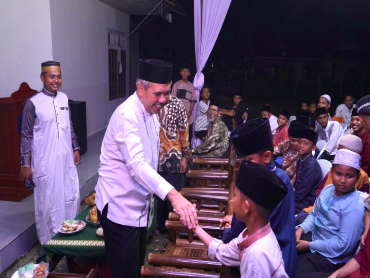 Resmikan Rumah Tahfidz Quran Mawaddah Raudhotul Ilmi Pj Bupati Kampar Cetak Generasi 9692