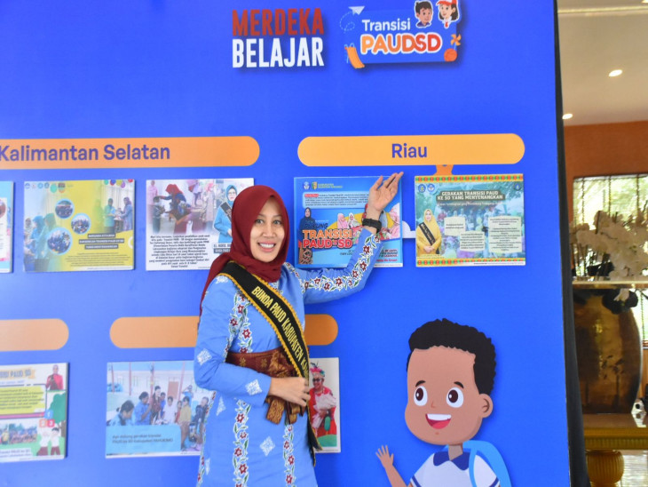 Hadiri Pertemuan Bunda PAUD Se Indonesia, Bunda PAUD Kampar Yusi Prastiningsih : Komitmen Kampar  Majukan  PAUD Sebagai Lembaga Strategis dan penting dalam Pembentukan Karakter Anak. 