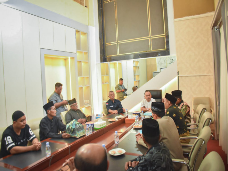 Sebelum Penobatan Datuok Batuah, Ninik Mamak Kenegerain Air Tiris Temui Pj Bupati Kampar