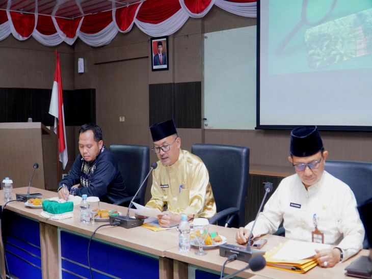 Buka Rapat Percepatan Kompilasi Dan Integrasi Izin Lokasi dan Izin Usaha Perkebunan Kabupaten Kampar, Pj. Bupati Kampar : Jalankan Perusahaan Sesuai Dengan Prosedur dan Aturan Yang Berlaku Serta Beri Manfaat Pada Daerah.