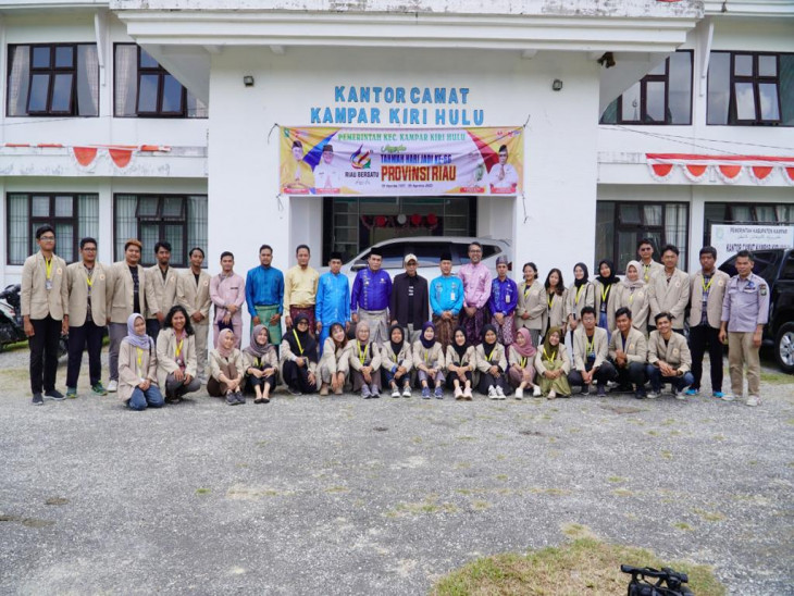 Usai Laksanakan KKN-PPM di Kampar Kiri Hulu, Pemkab Kampar Lepas 29 Mahasiswa/i UGM Yogyakarta. 