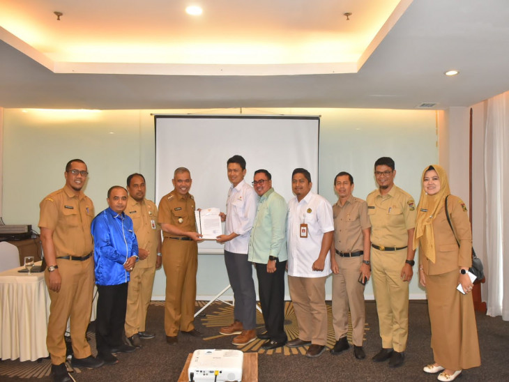 Kembangkan Tepian Sungai Kampar dan UMKM, Pj Bupati Kampar Gandeng Perusahaan yang Beroperasi di Kampar. 