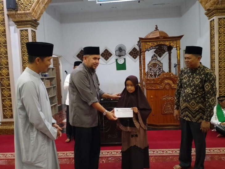 Safari Pemkab Kampar di Desa Ganting, Staf Ahli Ridel Fitri Selalu Ingatkan Program Pemerintah Dalam Mengatasi Kemiskinan Ekstream. 