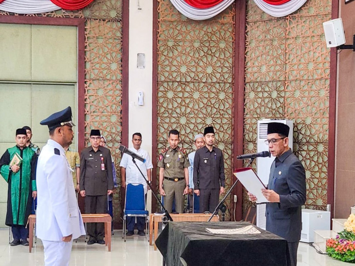 Pj.Sekda Kampar Lantik Muhammad Jaddid Rambe Sebagai Kepala Desa PAW Desa Kijang Makmur, Tapung Hilir 