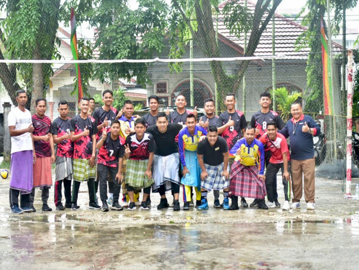 Pertandingan Voly, Sepeda Santai dan Permainan Rakyat  Semarakkan HUT RI Ke-78 di Dinas Kominfo  Persandian dan Dinas Lingkungan Hidup Kampar 