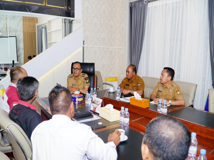 Terima Audiensi Pertina Kab. Kampar, Pj. Bupati Kampar : Konsisten Dalam Membina Para Atlit Agar Mampu Bersaing Dilevel Yang Lebih Tinggi. 