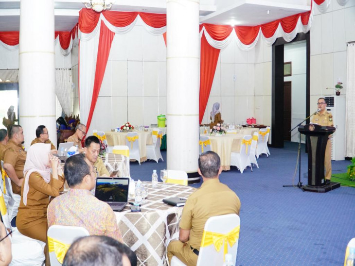 Buka Sosialisasi Implementasi BLUD, Pj. Bupati Kampar Tekankan Laksanakan Sesuai Dengan ketentuan Yang Berlaku. 