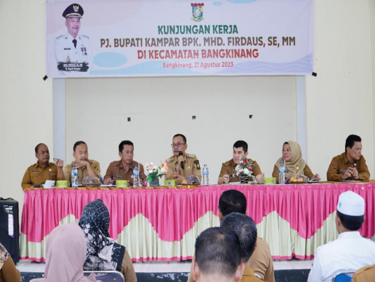 Kunker Ke Kecamatan Ajang penyampaian Aspirasi Masyarakat dan Program Pemerintah, Pj Bupati Sampaikan, Kampar Buka Seleksi PPPK  Sebanyak 4.844 Orang, dan Gunakan Metode Single Sallary Untuk Pembayaran Gaji ASN. 