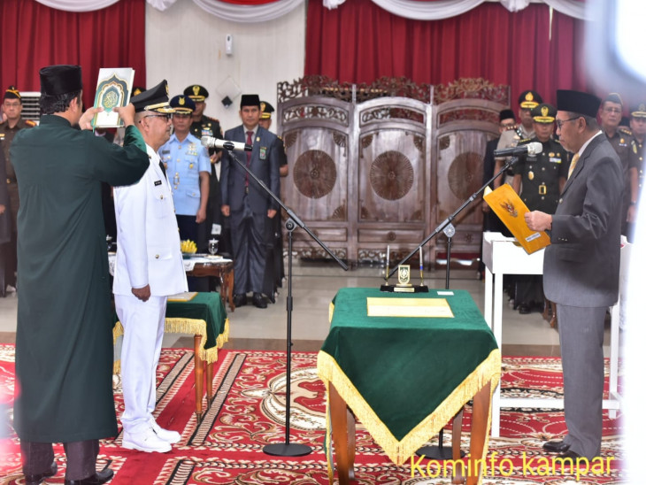 Gubernur Riau Syamsuar Resmi Lantik Muhammad Firdaus Sebagai Pj Bupati ...