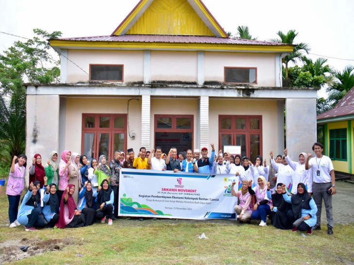 Hadiri Kegiatan Pemberdayaan Ekonomi Kelompok Rentan/ Lansia, Pemda Kampar Apresiasi Binaan PLN Dapat Bermanfaat Bagi Msyarkaat Desa Salo Timur.