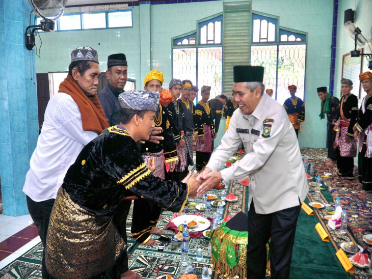 Hadir Pada Halal Bi Halal Dengan Masyarakat Desa Koto Masjid, Pj. Bupati Kampar : Salah Satu Cara Perkokoh Persaudaraan Antara Pemrintah Kabupaten Kampar Dengan Masyarakat Yang Ada Di Desa. 
