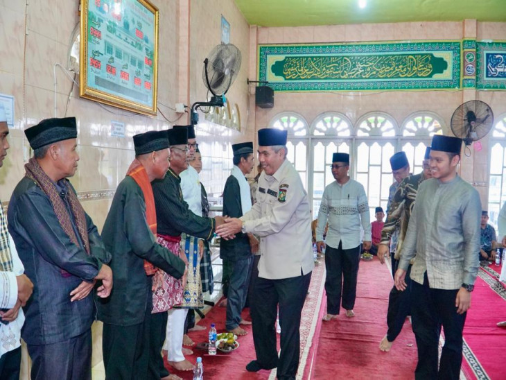 Halal Bi Halal Masyarakat Perantauan Desa Batu Bersurat dan Binamang, Pj. Bupati Kampar : Jadikan Sebagai Ajang Silahturahmi dan Penguat Ukhuwah Islamiyah Antar Sesama Muslim. 