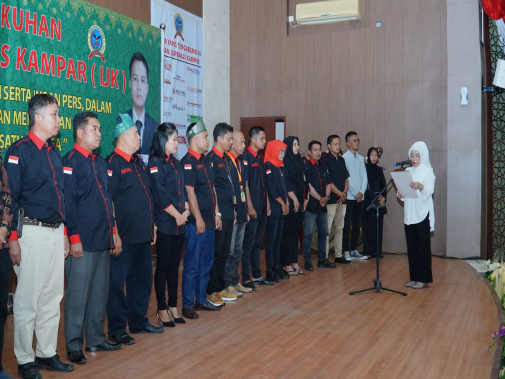 Pengukuhan IJK Kampar, Pj Sekda Kampar Ramlah SE.M.Si, ; Peran Insan Pers Miliki Peran Strategis Dalam mendukung Keberhasilan Pembangunan Daerah. 