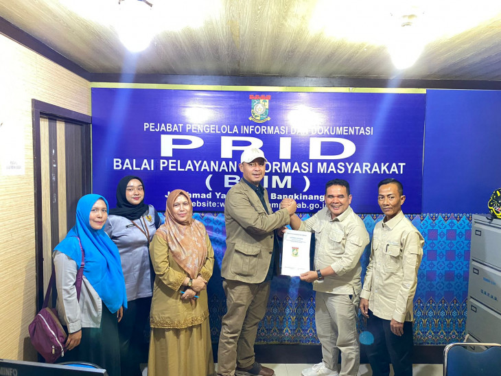 Tim Visitasi KI Riau Lakukan Visitasi di PPID Utama Kabupaten Kampar. 