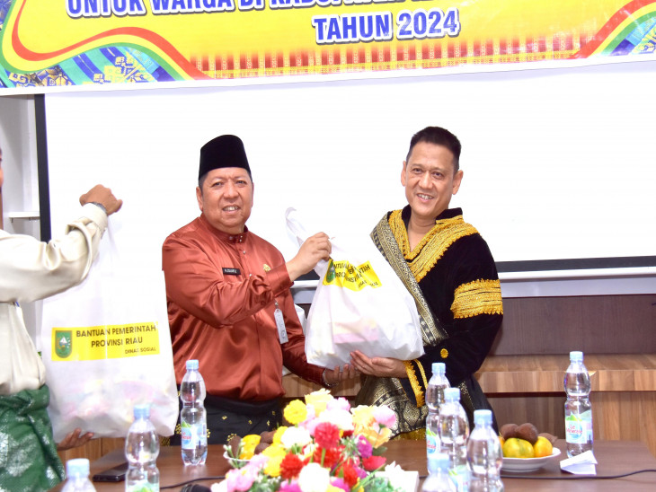 Dihari Ulang Tahun ke-74, Pemda Kampar Terima Bantuan dari ASN dan Non ASN Provinsi Riau.