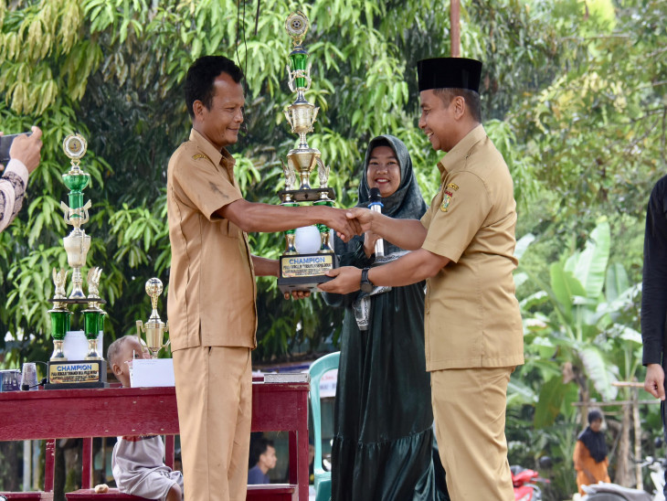 Hadiri HUT Desa Muara Selaya Ke-25, Pj Sekda Kampar Mengucapkan Selamat Semoga Desa ini semakin maju dan sejahtera dalam berbagai aspek 