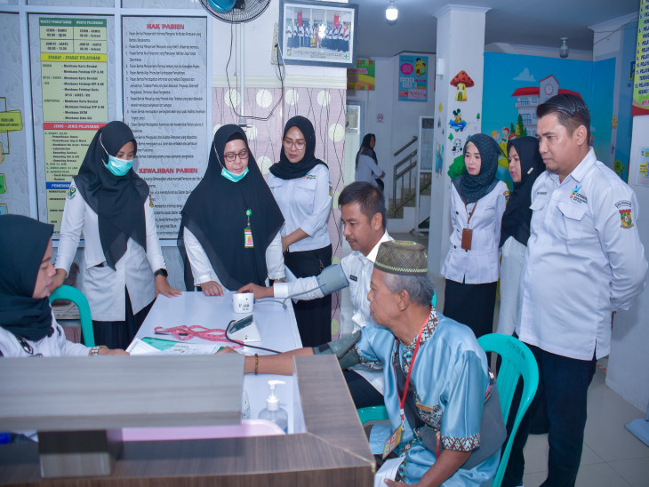 Tinjau Puskesmas Bangkinang Kota, Pj Sekda Kampar Tegaskan Harus Mampu Memberikan Pelayanan Kesehatan Terbaik Bagi Masyarakat Setempat.