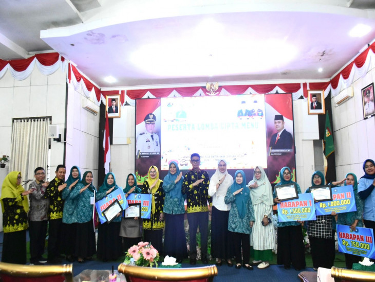 Kecamatan Bangkinang Raih Juara Satu Lomba Cipta Menu B2SA Tingkat Kabupaten Kampar Tahun 2024. 