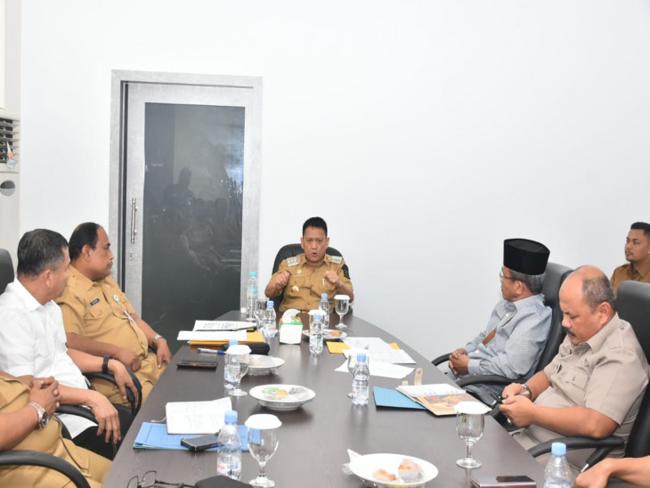 Dukung Kemajuan UMKM Kampar, Pj. Bupati Kampar Terima Forum UMKM Kampar dan Instansi Terkait. 