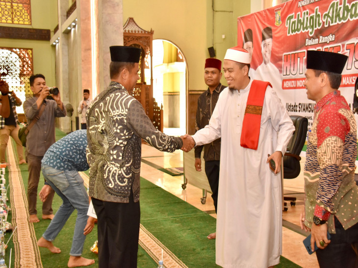 Menyambut HUT RI ke-79, Pemerintah Kabupaten Kampar Gelar Tabligh Akbar Bersama Ustadz BomBom