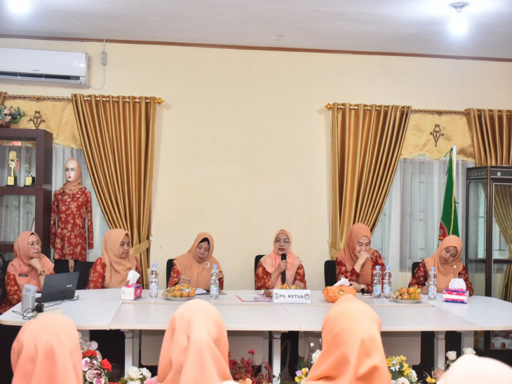 Rapat Bulanan Perdana Tahun 2024, Plt. Ketua DWP-UP Kampar Tegaskan 40 Anak Stunting Di Kecamatan Kampa Dapat Teratasi Oleh DWP-UP Kabupaten Kampar.