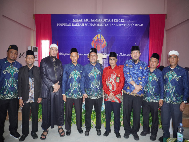 Wakiki Pj Bupati Kampar, Staf Ahli Riedel Fitri Hadiri Resepsi Milad Muhammadiyah ke-112. 