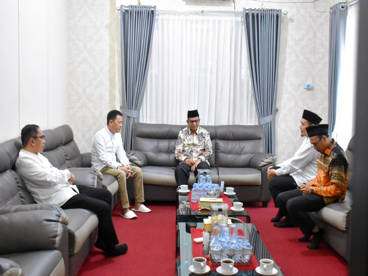 Pj Bupati Kampar Sambut Baik Audiensi Badan Wakaf Indonesia Provinsi Riau.