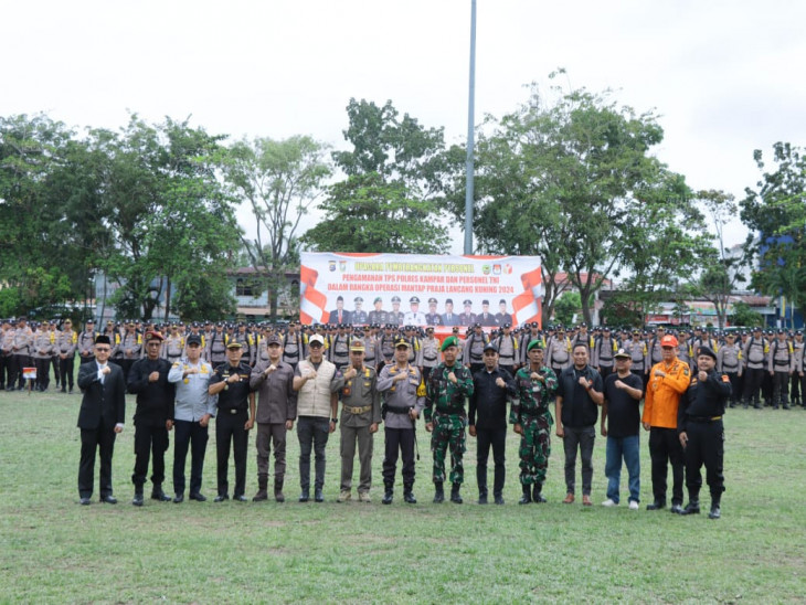 Upacara Pemberangkatan Personil Polres Kampar, 3.156 Anggota Siap Amankan TPS di Pilkada Serentak 2024. 