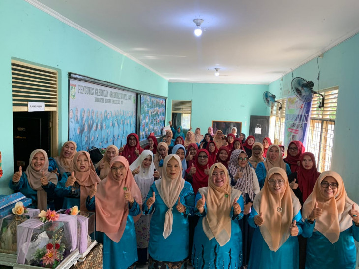 Ketua GOW Kab. Kampar Buka Pelatihan Pembuatan Hantaran Bagi Ibu-Ibu Anggota GOW Kab. Kampar. 