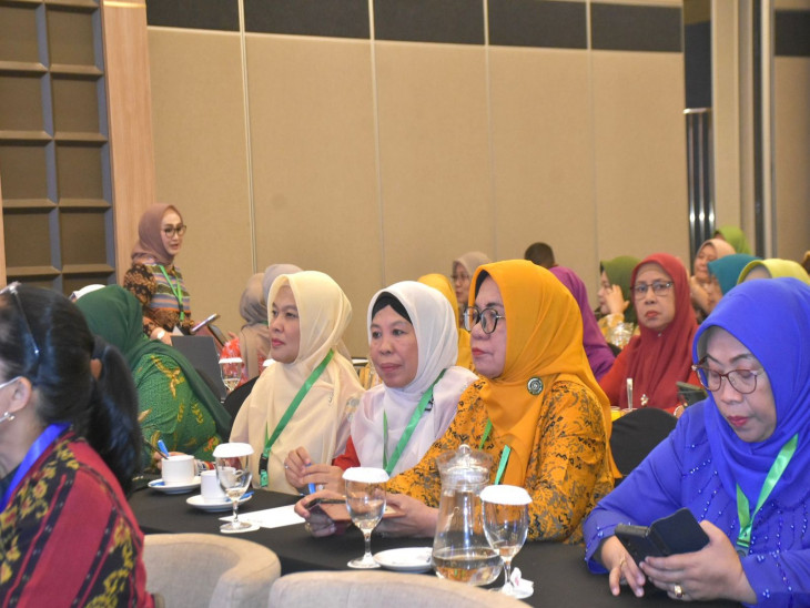 Ikuti Seminar PP PAUD, Bunda PAUD Kabupaten Kampar Ricana Ajak Tingkatkan Kualitas Belajar Anak Usia Dini.