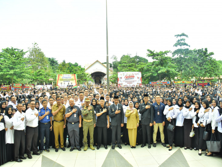 Resmi Dilantik, Raut Gembira Terpancar dari Ribuan CPNS dan PPPK Kabupaten Kampar