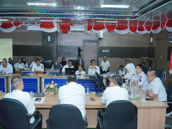 Terkait dengan Penataan Non ASN, Pj Bupati Kampar Langsung Ikuti Zoomeeting Dengan Mendagri, Menpan RB dan Kepala BKN RI. 