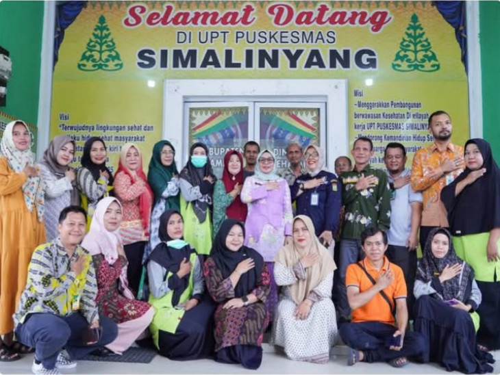 Wakil Bupati Kampar Kunjungi Pustu dan Puskesmas Di Kec. Kampar Kiri Tengah.