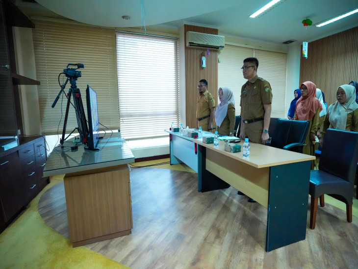 Wakili Pj Bupati Kampar, Pj Sekda Kampar Ikuti Rakor Pengendalian Inflasi secara virtual Bersama Kemendagri. 