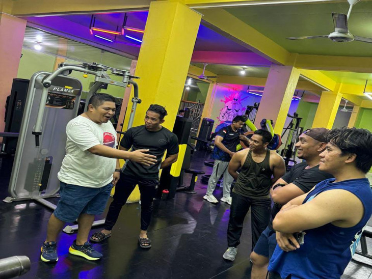 Dalam Rangka Laksanakan Progker, Ketua PBFI Kab. Kampar Lakukan Kunjungan Keberbagai Klub GYM di Kab. Kampar. 