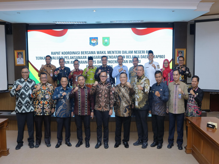 Wamendagri Bima Arya Apresiasi Kerja Sama Bupati Kampar dengan Solok untuk Produksi Cabai dalam Pengendalian Inflasi