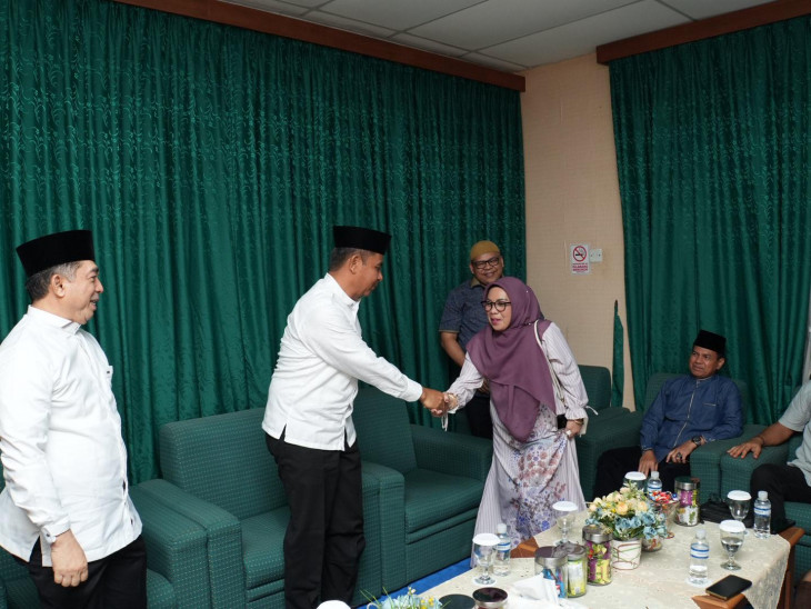 Bupati dan Wabup Kampar Siap Sambut Kedatangan Jamaah Haji Kloter 05 BTH Batam