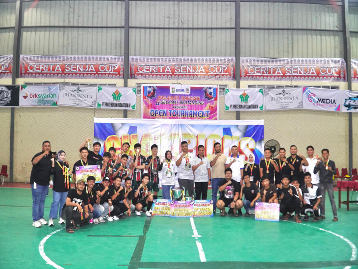 Open Turnamen Futsal Cerita Senja Cup 2025 Resmi di Tutup, Bupati Kampar H. Ahmad Yuzar: Turnamen Ini Menentukan Bibit-Bibit Kampar yang Akan bertarung Pada Porprov 2026. 