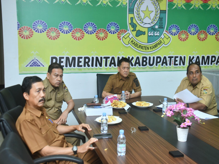 Bupati Kampar Ikuti Rakor Klarifikasi dan Pembahasan Sekolah Rakyat