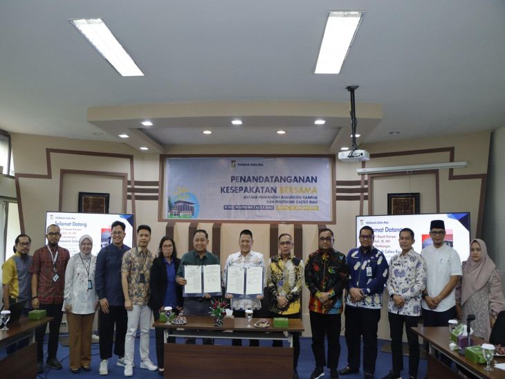 Kembangkan SDM Kampar, Pj Bupati Kampar dan Politeknik Caltex Riau Tandatangani MoU. 